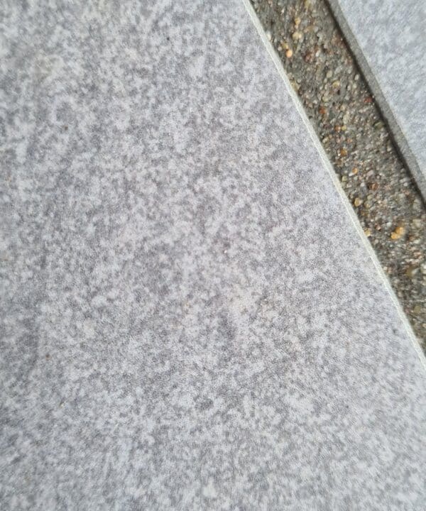 Ultra Scape Flowpoint SMOOTH Rapid Setting External Grout