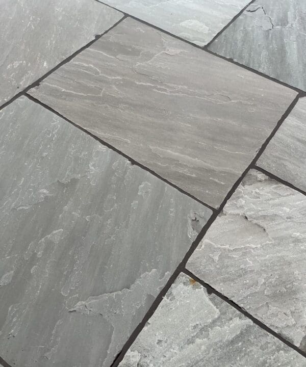 Ultra Scape Flowpoint SMOOTH Rapid Setting External Grout