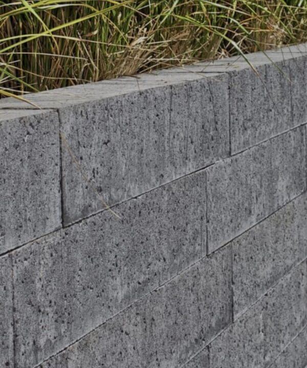 stackable elements and concrete sleepers
