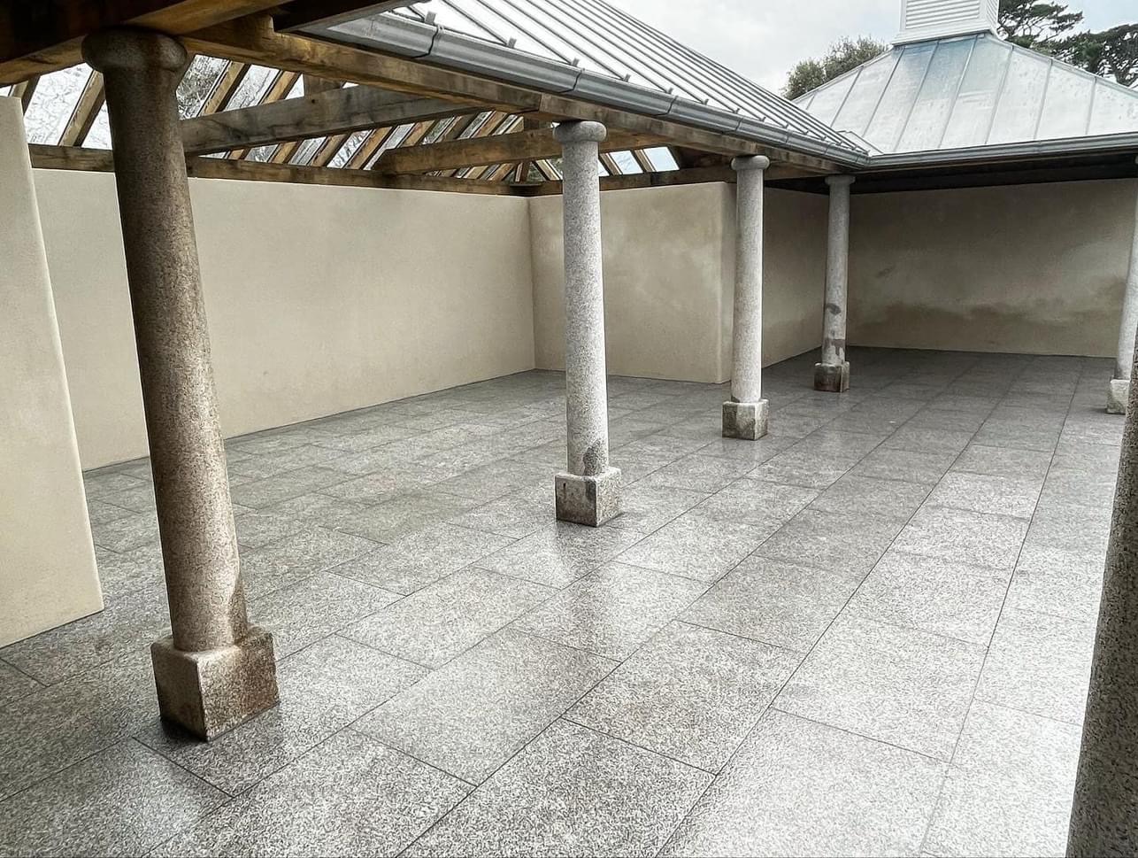 Sawn Silver Grey Granite Paving 900x600x20mm