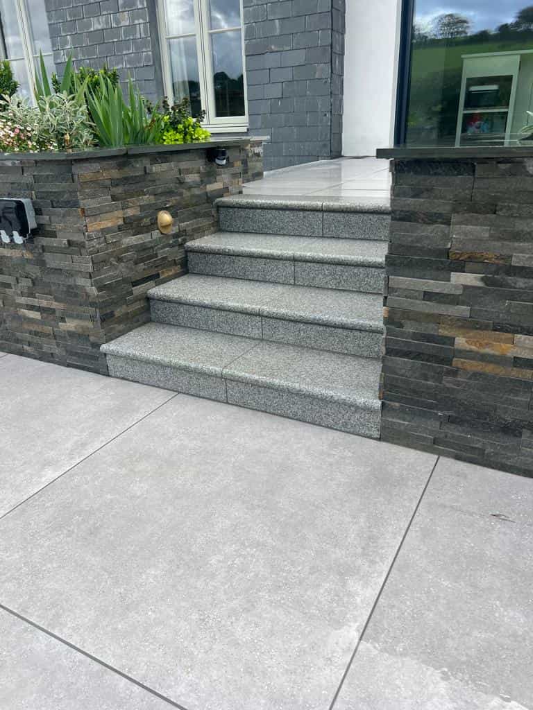 Sawn Silver Grey Granite Bullnose Step