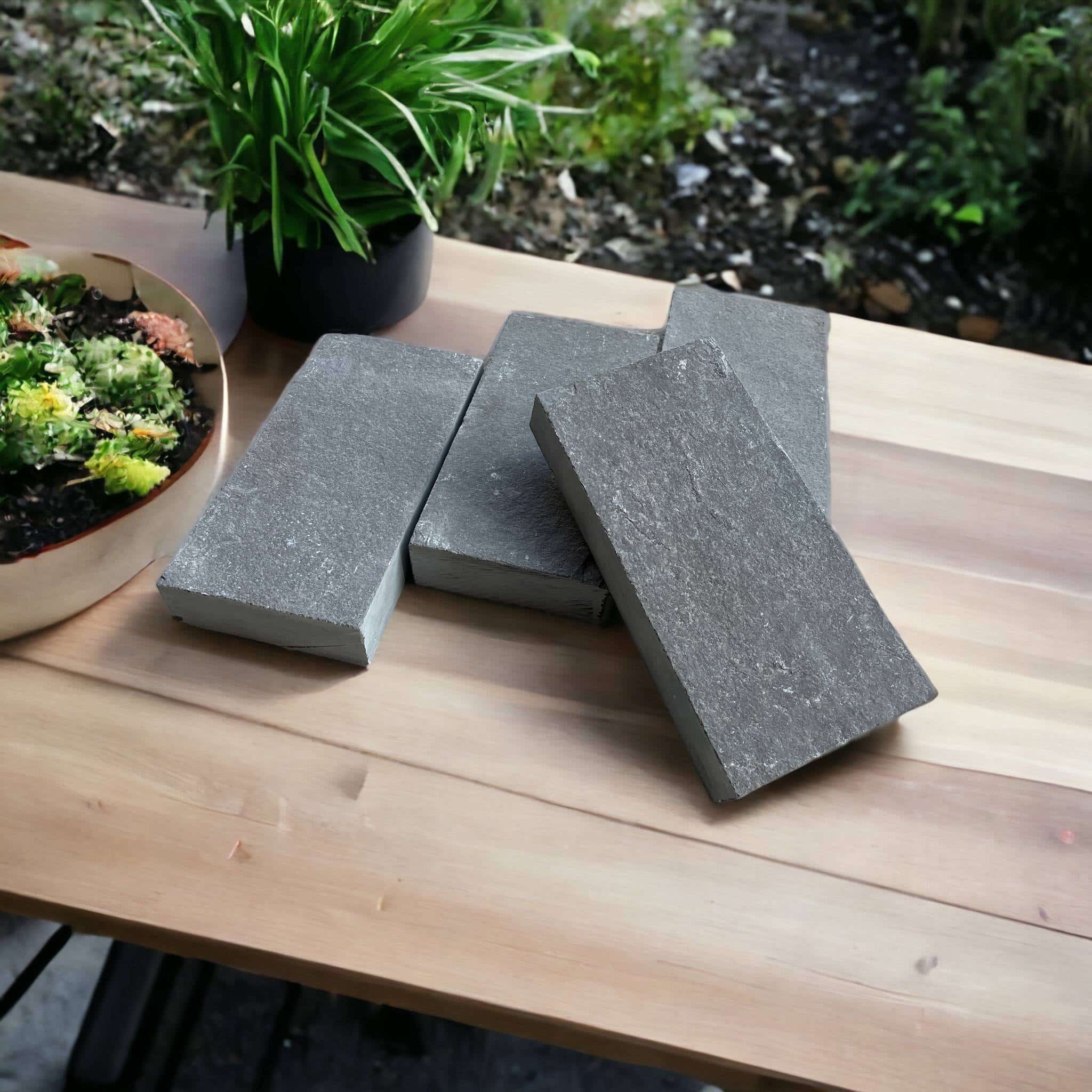 Portloe Graphite Limestone Setts