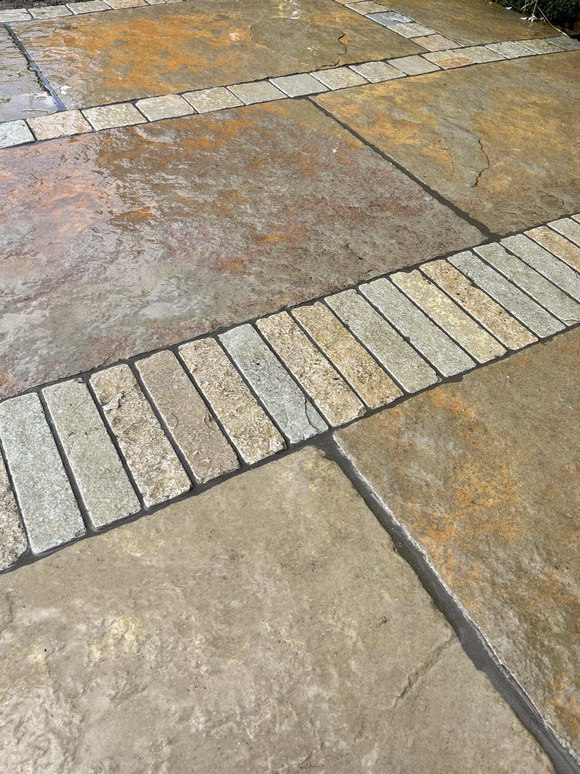 Rothwell Antique Limestone Setts