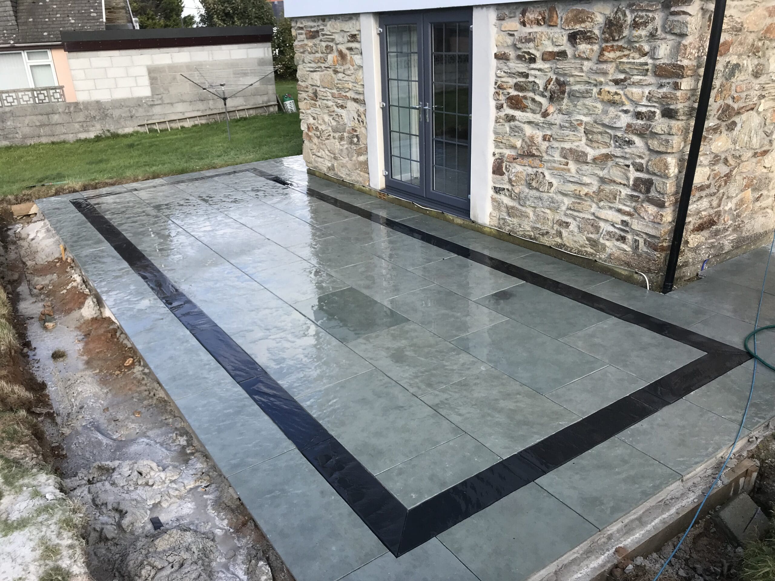Blue Limestone Sawn Edge 900x600x22mm