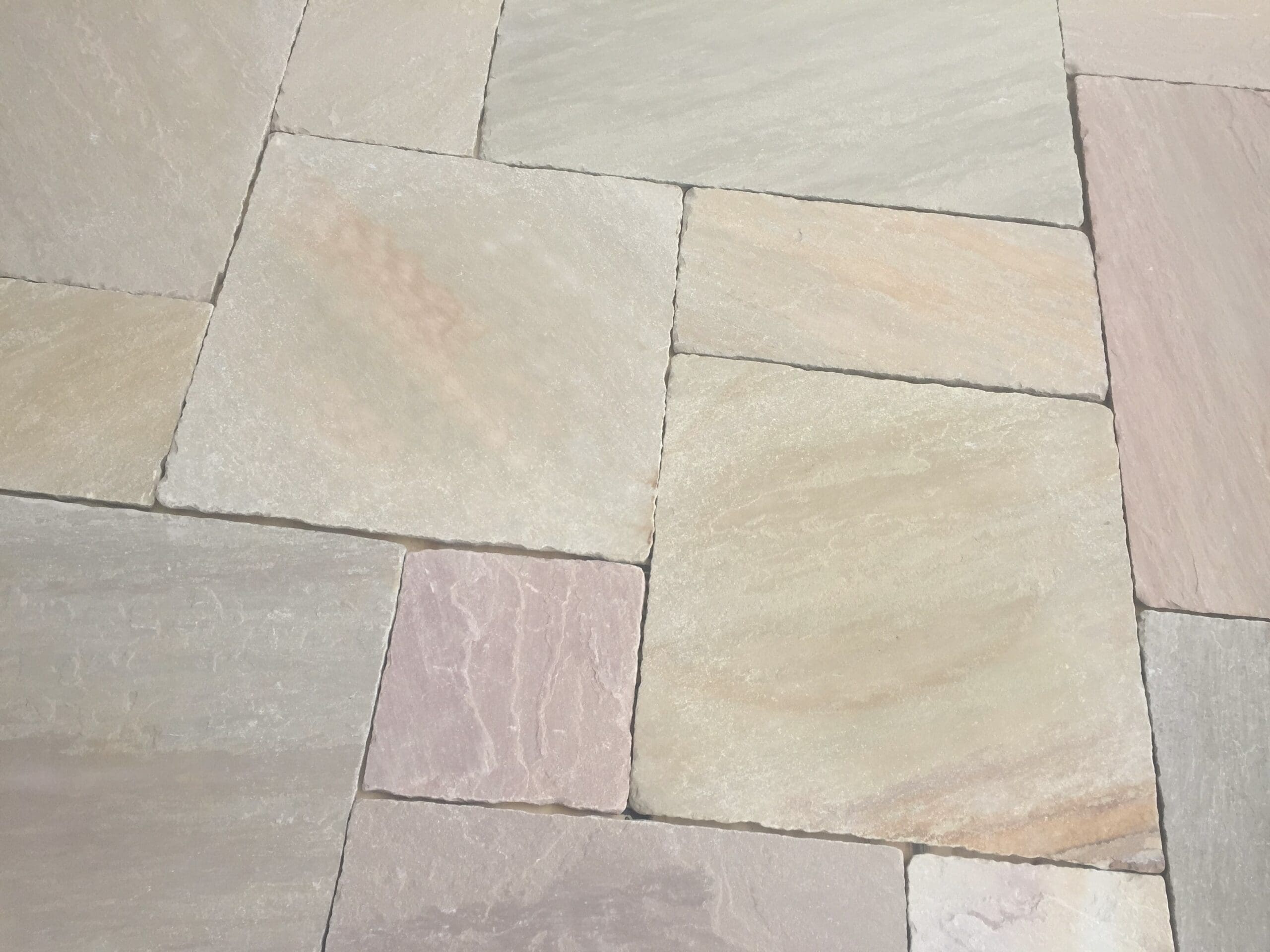 Cardinham Tumbled and Brushed Sandstone detailed picture