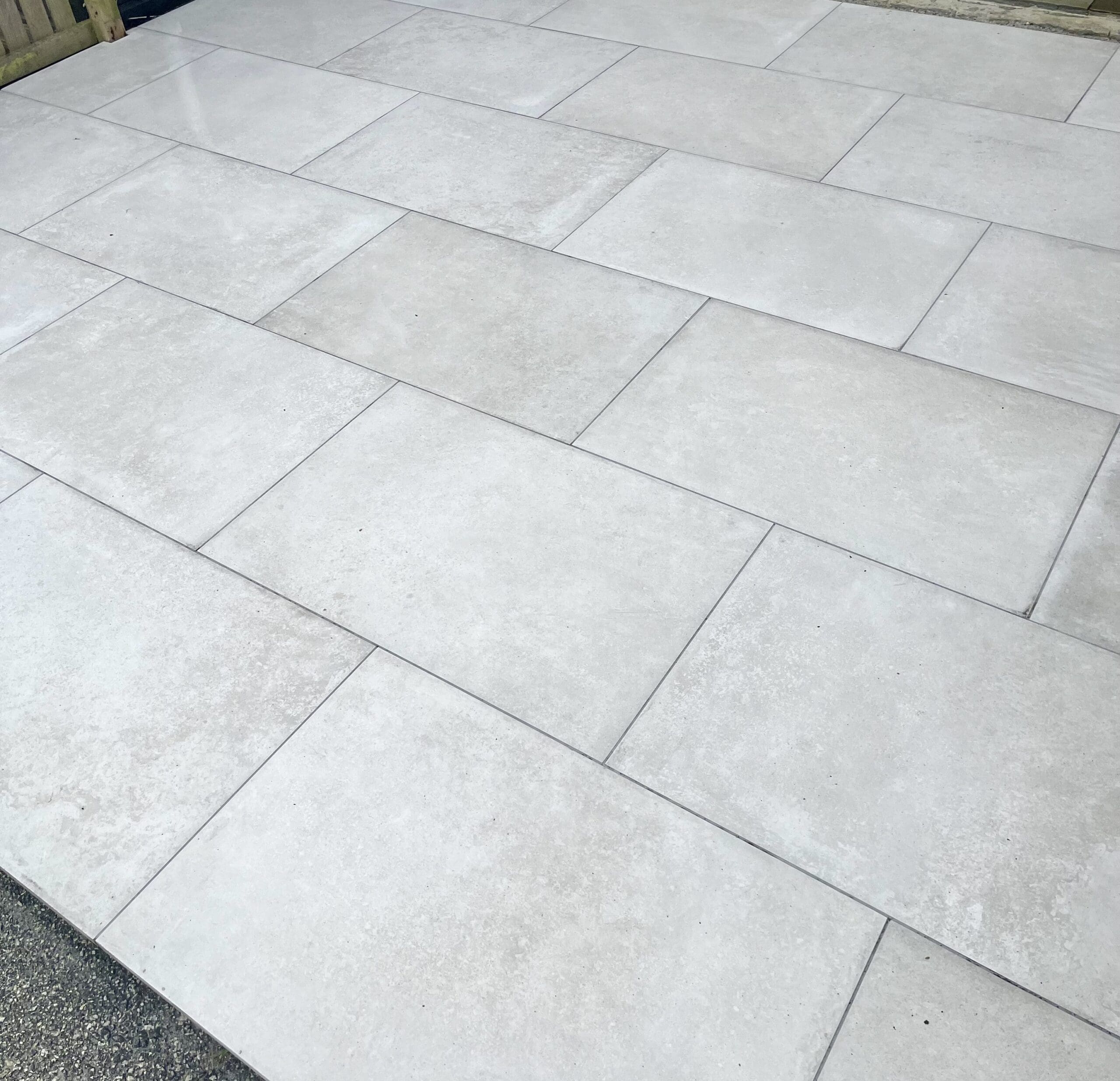Memorable Blanco paving