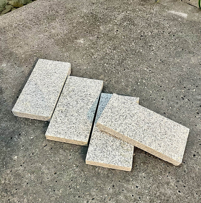 Sawn Silver Grey Granite Setts