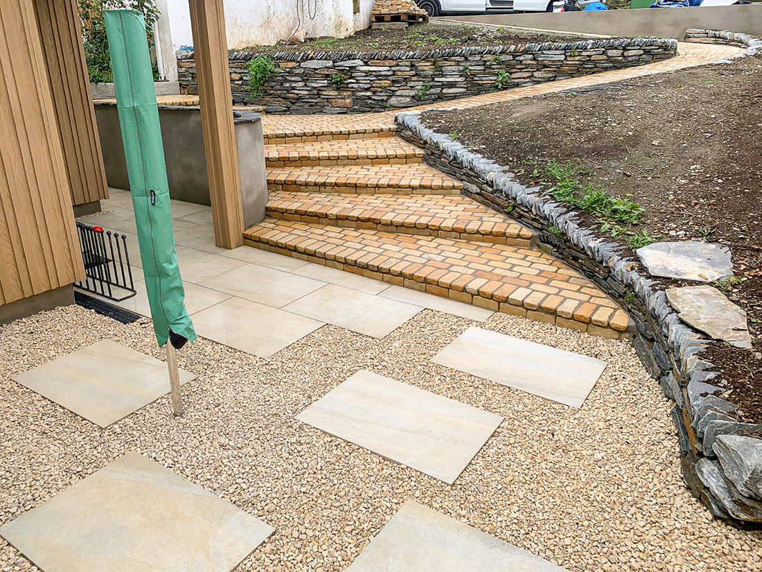 Fossil Tumbled Sandstone Setts in a garden