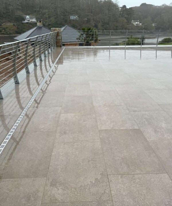 Avenida Tortora paving